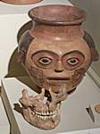 Gefäss im Jade - Museum in San Jose