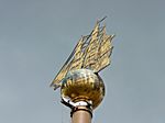 Am Rathaus, während der Stadtrundfahrt