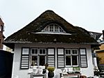 nettes Haus mit Reetdach