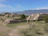 14 monte alban